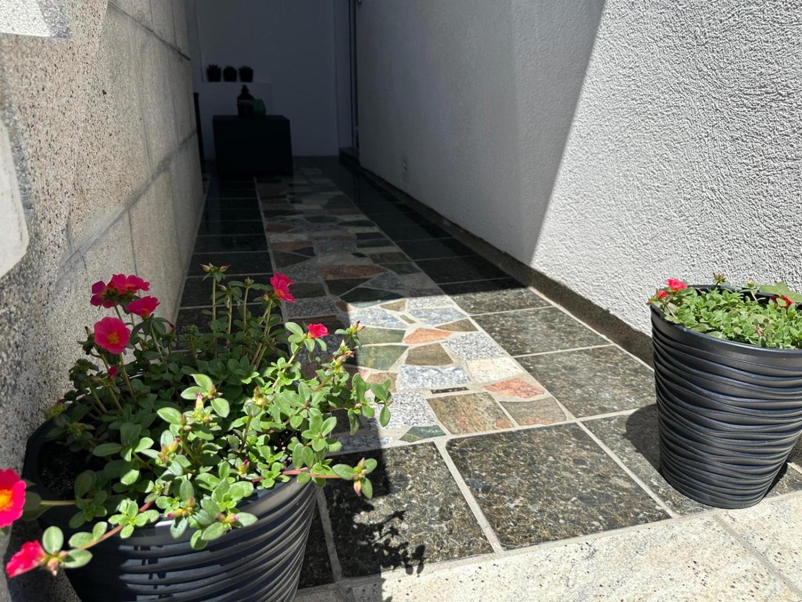Apartments Vinse Near Rab Center ラブ エクステリア 写真